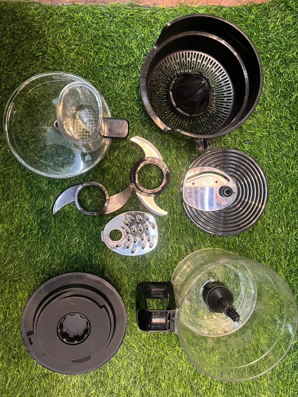 food processor jar with full attachments